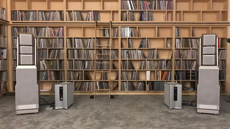KCRW Broadcast 844
